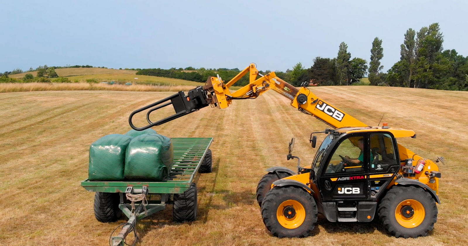 Quicke completes the wrapped bale handling